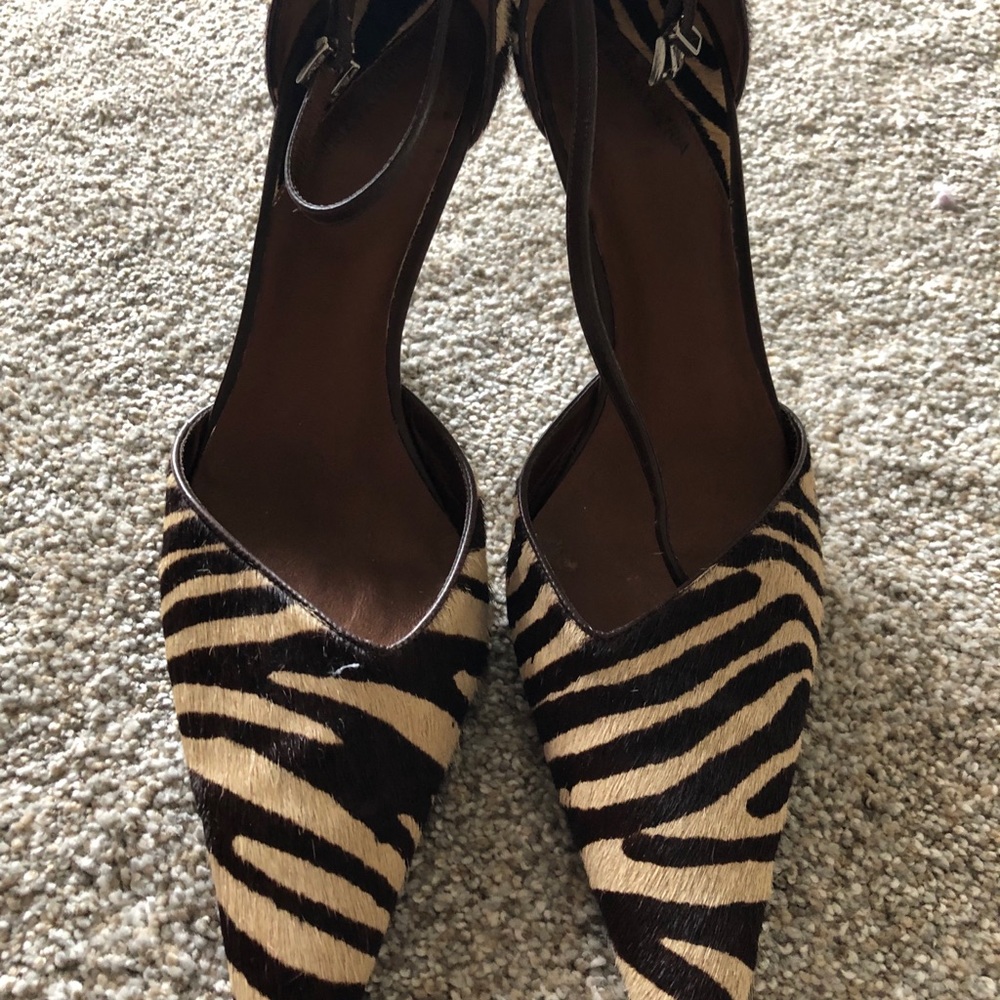 BCBG Heels, perfect never worn condition, fun!
